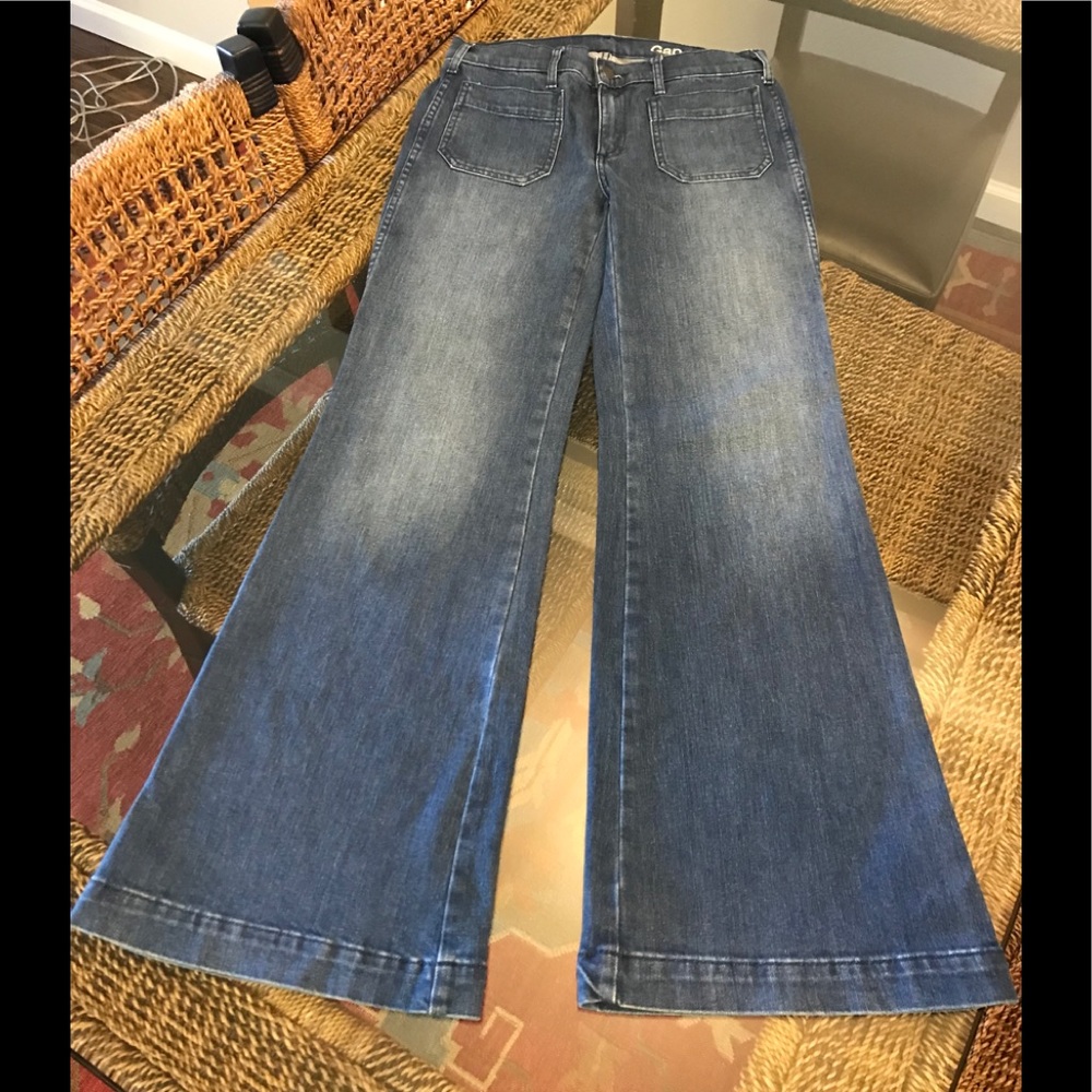 Never Worn- Gap Flare Jeans